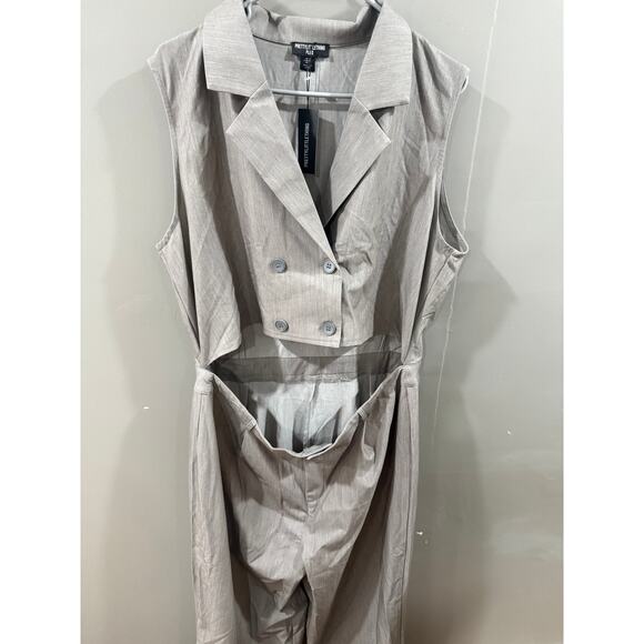size 14 PrettyLittleThing NWT blazer jumpsuit - Picture 2 of 5